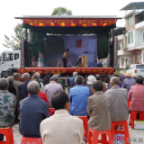 金桥镇官山村：送戏下乡 禁毒同行
