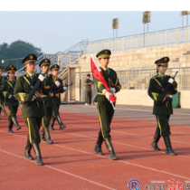 县职业中专全力推进“养成教育”各项活动