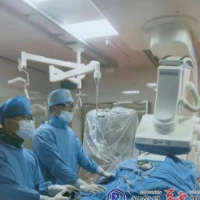 县人民医院成功完成1例冠脉完全闭塞打通手术