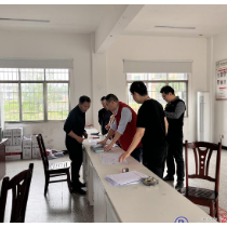 县医保局开展医保基金监管暨医保政策集中宣传活动