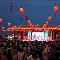 蒋家桥龙兴村：夏季村晚点亮乡村夜空