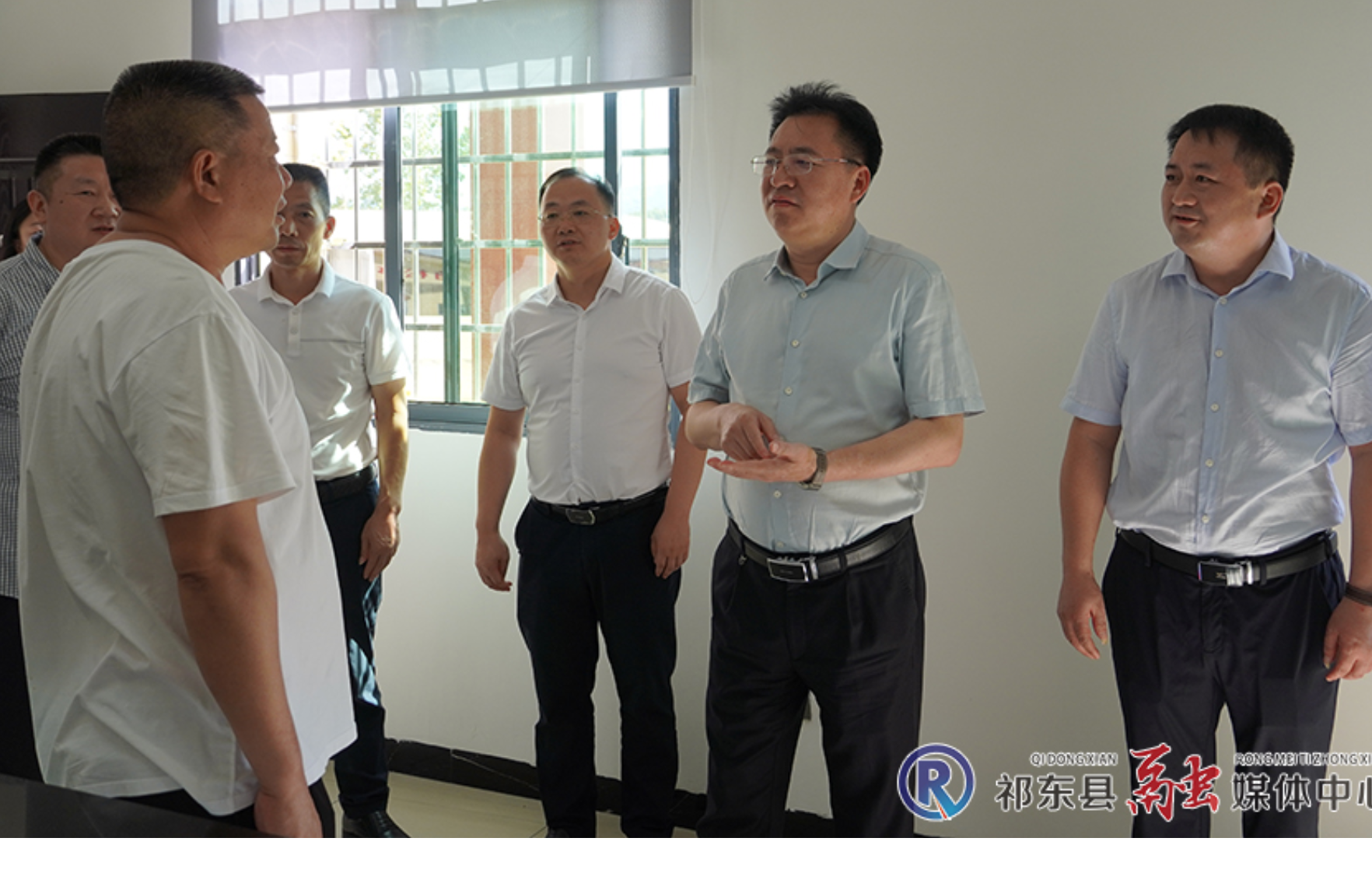 雷华调研基层治理“小马拉大车”突出问题暨群众身边不正之风和腐败问题专项整治工作