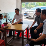 县政协开展“八一”双拥走访慰问活动