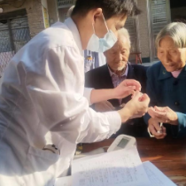 官家嘴镇卫生院开展秋季义诊活动
