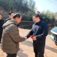 尹才元开展春节走访慰问活动