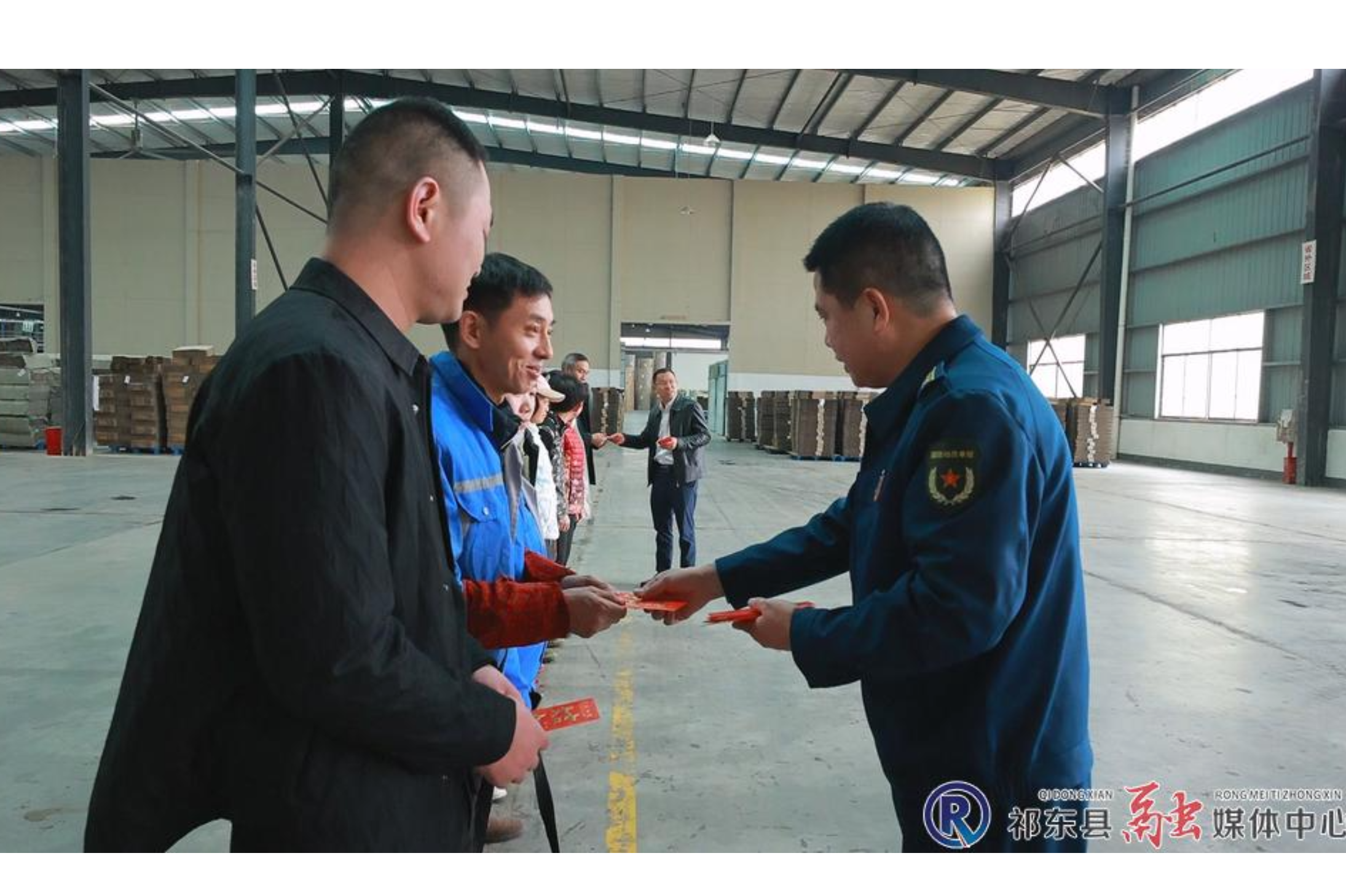 郭国平赴“双联”企业走访慰问