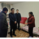 周跃军赴灵官镇开展春节前走访慰问活动