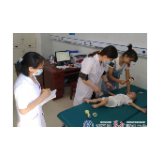 妇幼专家来到家门口 ——我县第一家儿童康复科在县妇幼保健院开科