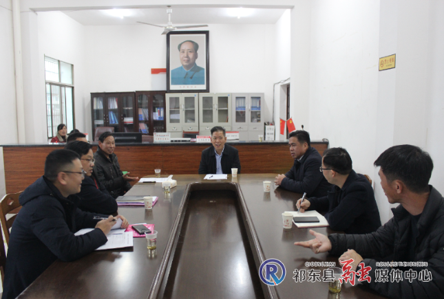陈小云赴白鹤街道调研当前重点工作