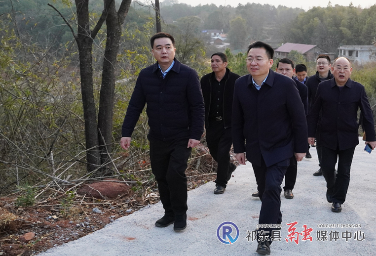 雷华督导安全生产与消防等工作