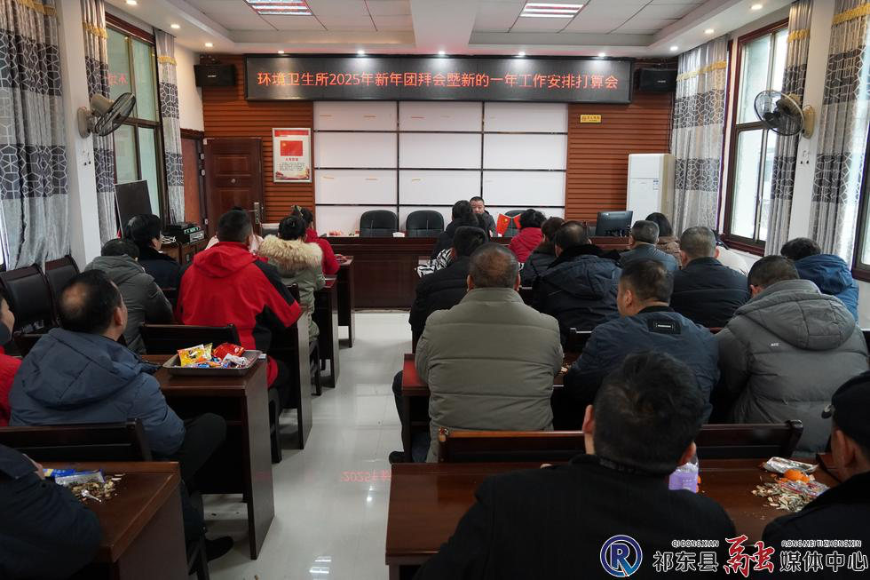 县环卫所“精细化” 保洁扮靓城市“高颜值”