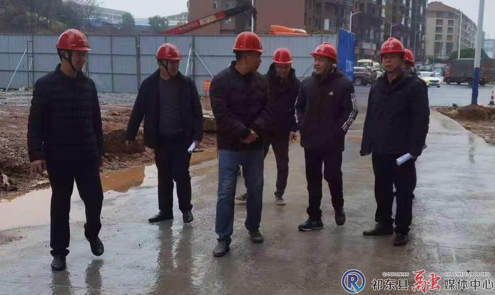 县住建局开展一季度质量安全检查