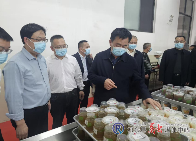 周跃军督查春季校园食品安全工作
