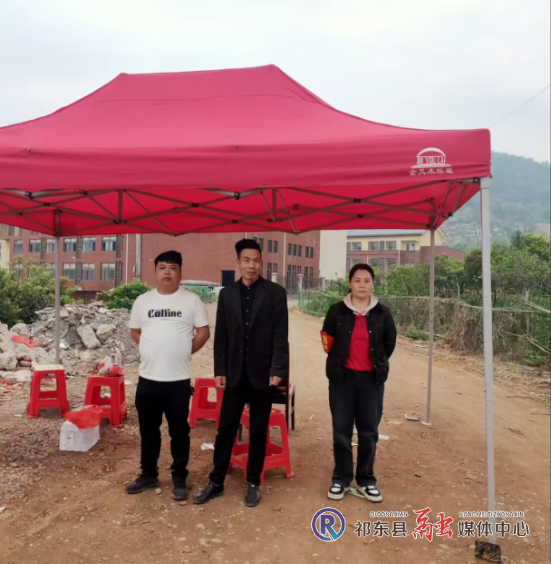 玉合街道：劝导点上的坚守与担当