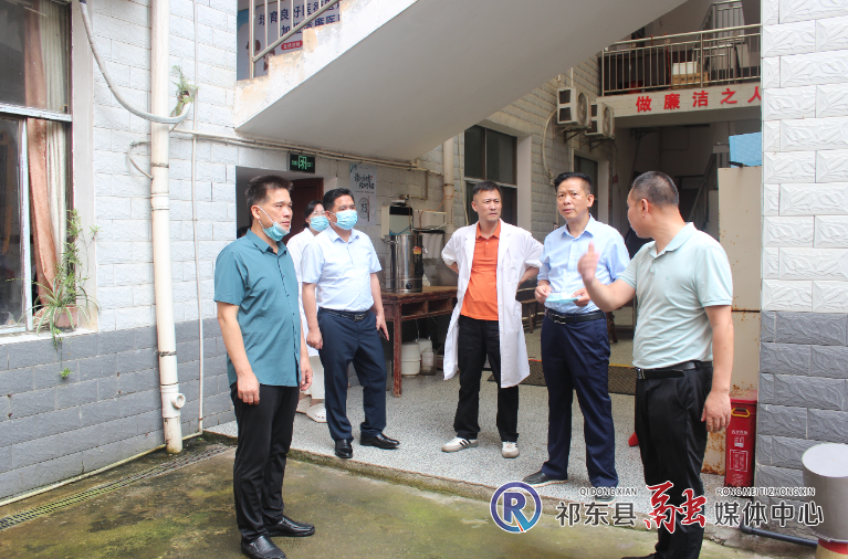 县政协开展深化改善生态环境专项民主监督工作