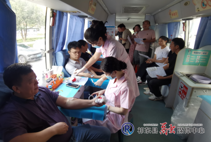 玉合街道开展无偿献血活动