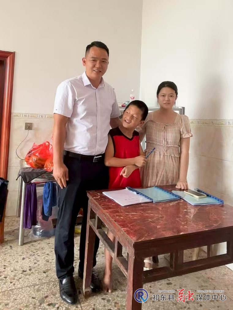 官家嘴镇中心小学送教上门暖童心