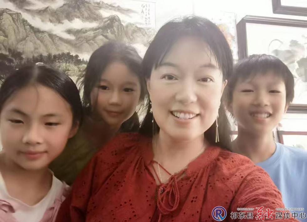 w_图片胡建芳 1.jpg