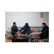陈小云、邹凌云走访慰问离退休老干部