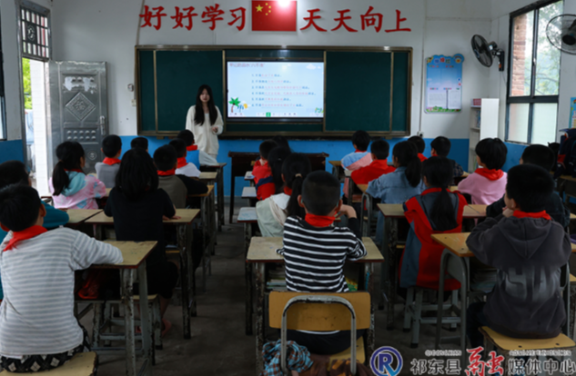 金兰小学开展假期防溺水宣传