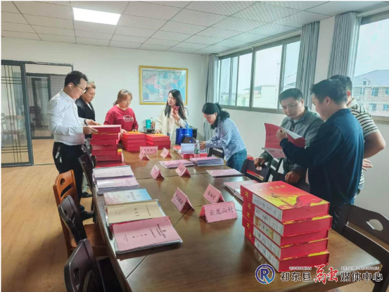城连墟乡讲评上半年基层党建工作