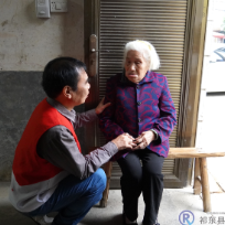 唐建国：十六载微光成炬 大爱点亮“夕阳红”