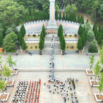 烈士纪念日|我县举行向人民英雄敬献花篮仪式