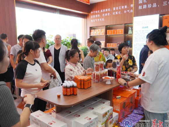 杞滋堂湖南祁东店开业