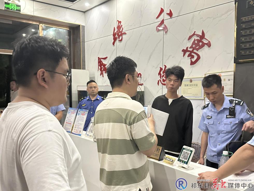 w_图片1(2).jpg w_图片1(2).jpg
