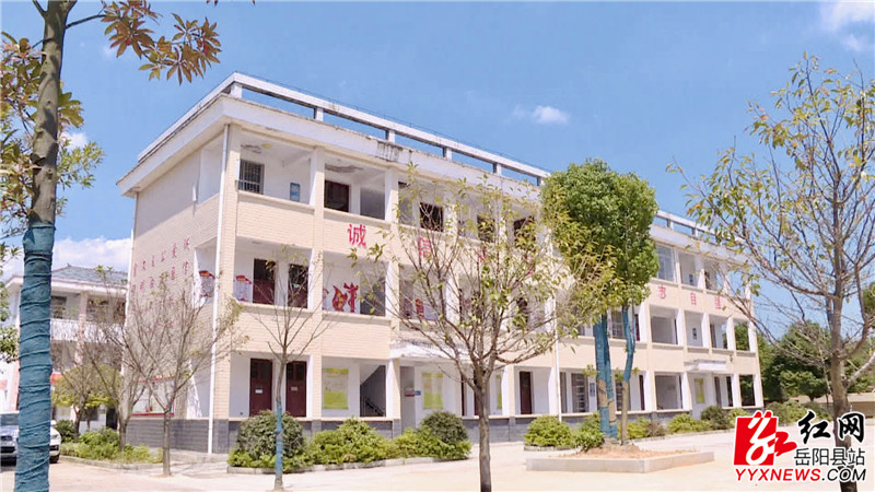 许校长参与选址设计建设的相思小学 (1)_副本.jpg