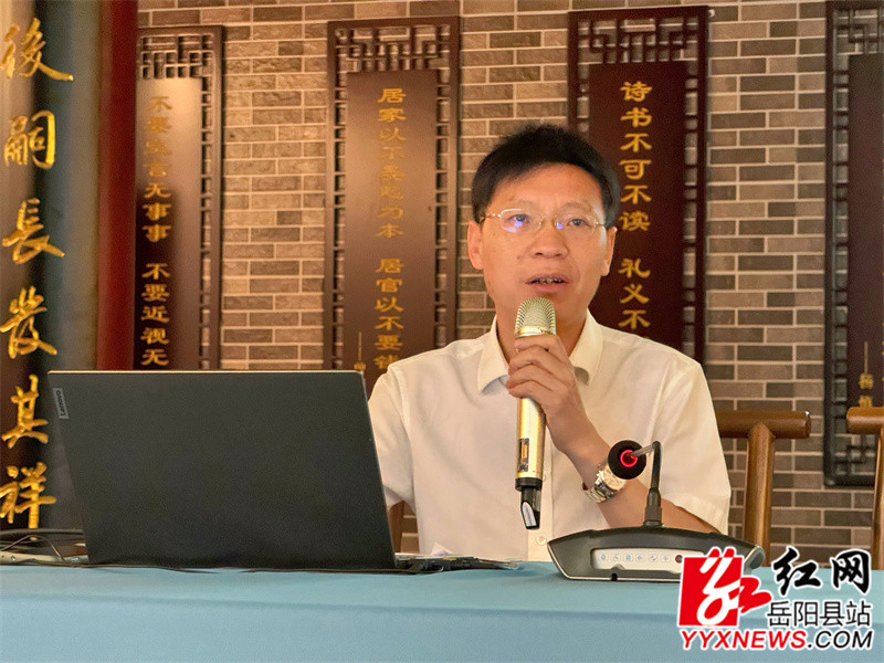 吴丁旺授课.JPG