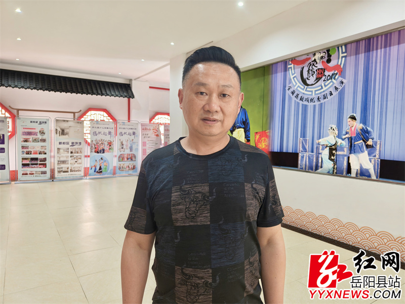县文艺爱好者协会成员 李四林.jpg