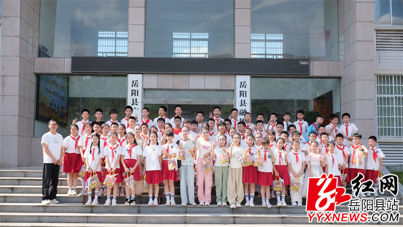 合影 (1).jpg
