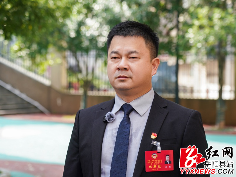 邓昌.jpg 邓昌.jpg