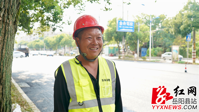 筑路工人 唐艳兵.jpg 筑路工人 唐艳兵.jpg