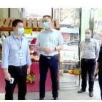 县领导暗访督查疫情防控工作