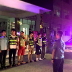 夷望溪镇：夜巡点亮“平安灯”，做好百姓“守夜人”