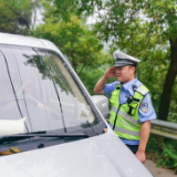 解放岩乡：道路交通大整治  严防死守保平安