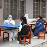 泸溪：核酸检测入校园 筑牢学校防疫墙
