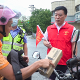彭武学带领县领导参加“画里泸溪·文明有我”——新时代文明实践志愿服务活动
