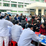 “肾肾不息帮扶站”肾病防治义诊科普公益活动走进泸溪