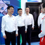 中石化广东石油分公司来泸溪县石化中学调研教育帮扶工作