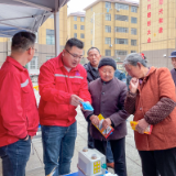 雷锋月丨泸溪县住建局开展“学雷锋”燃气安全宣传进社区活动