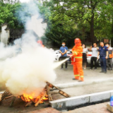 县机关事务服务中心组织开展消防安全培训及演练