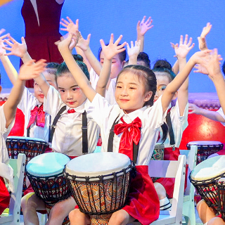 泸溪县新大地幼儿园举行第六届毕业典礼暨文艺汇演