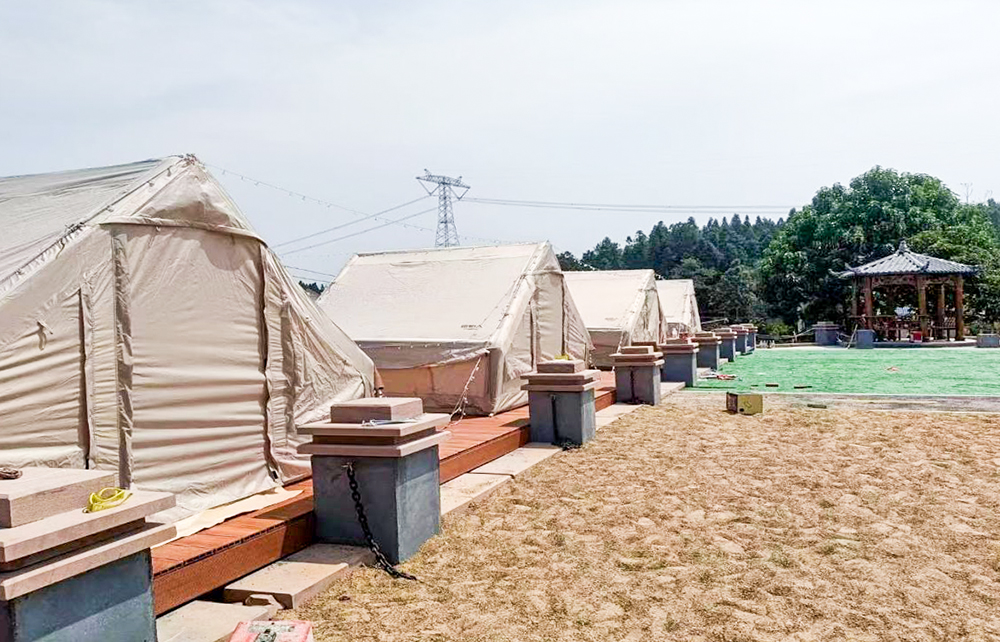 新寨坪露营基地.jpg 新寨坪露营基地.jpg
