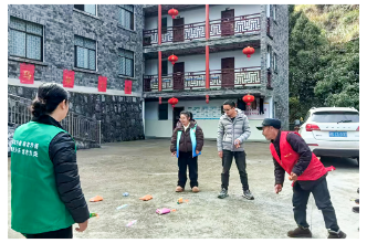 学雷锋·文明实践我行动丨洗溪镇民政办开展“学雷锋·献爱心”敬老院关爱活动