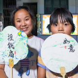 暑期“三下乡”丨湖南财政经济学院：传播非遗漆扇文化，绘染“漆”彩童年