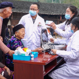 泸溪:留守老人欢聚一堂度重阳