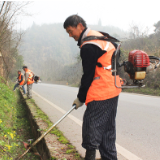 泸溪县公路部门打出春季养护组合拳焕新路容路貌优化路域环境
